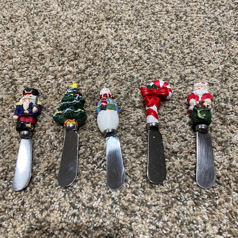 Boston Warehouse Christmas cheese spreaders